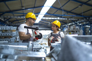 Le Rôle Clé des Soft Skills dans le Succès des Recrutements Industriels